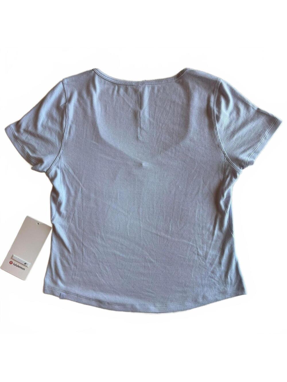 Lululemon Hold Tight Sweetheart Short-Sleeve Shirt Serene Blue Size 10 NWT - Picture 4 of 6
